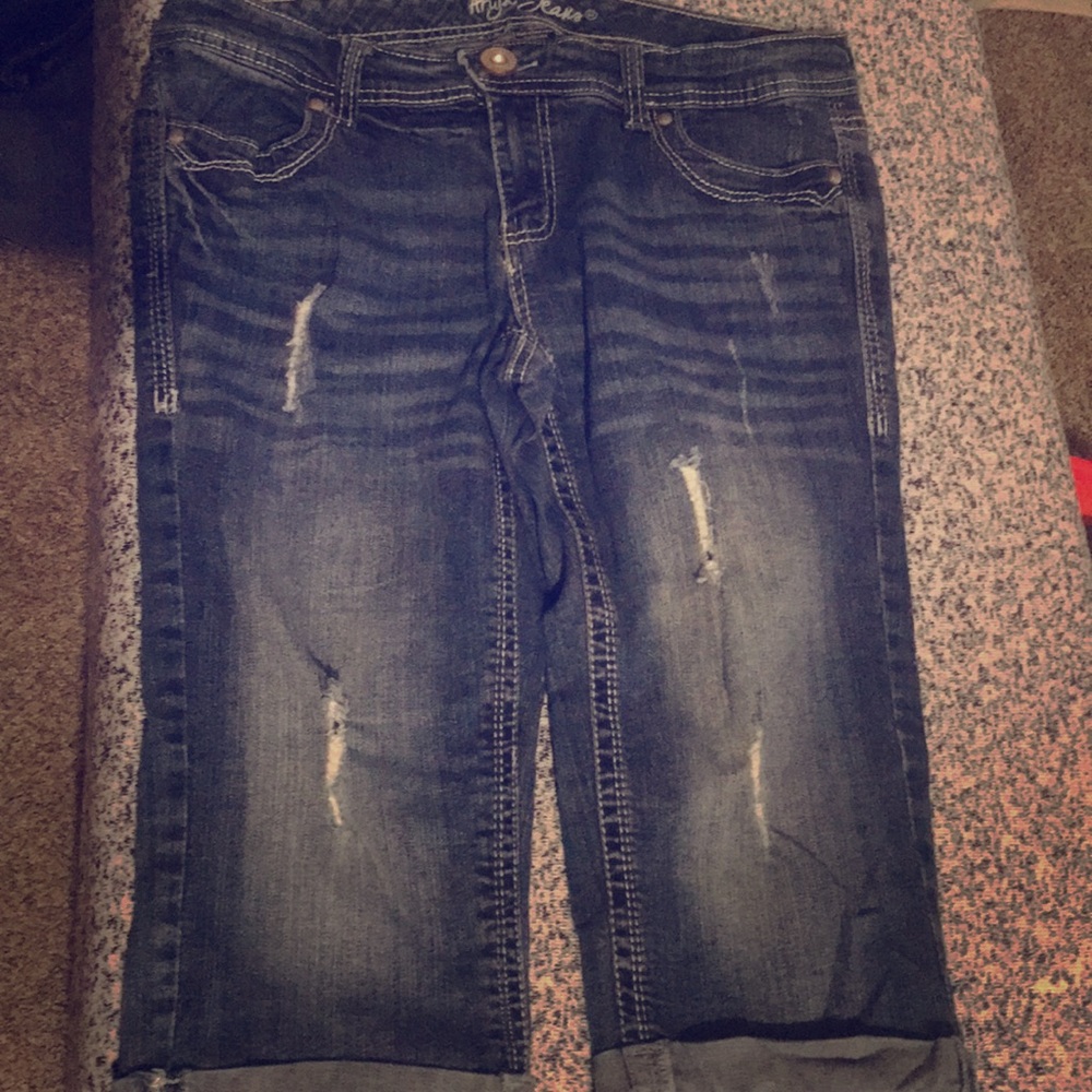 Capris